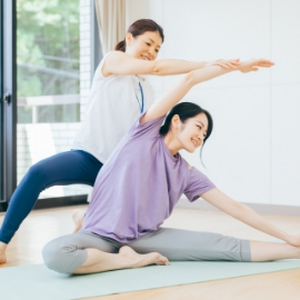 初めての方でも安心のやさしいヨガ